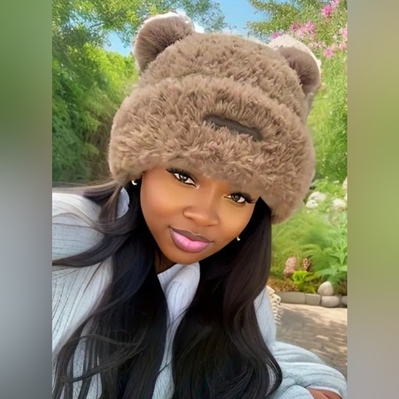 Fuzzy bear hat brand new in black - Picture 5 of 8